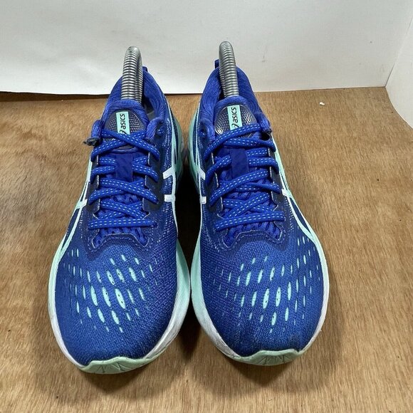 Asics Novablast 2 Women Size 6 Blue 1012B049 Running Shoes Sneakers - Picture 2 of 16